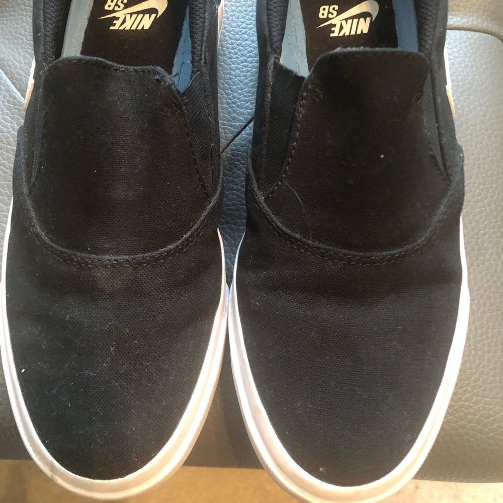 Nike SB slip on black